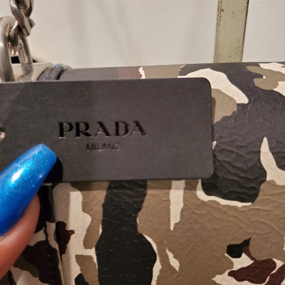 Authentic Miu Miu Craquele St camo Crossbody - Picture 12 of 16